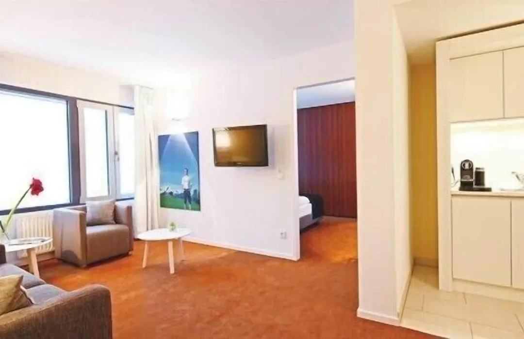 Pandion Boardinghouse-1